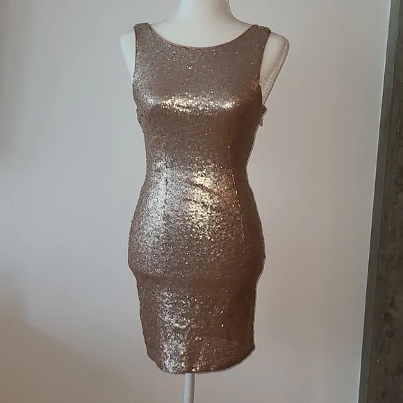 Sequin cocktail dress - Picture 1 of 4